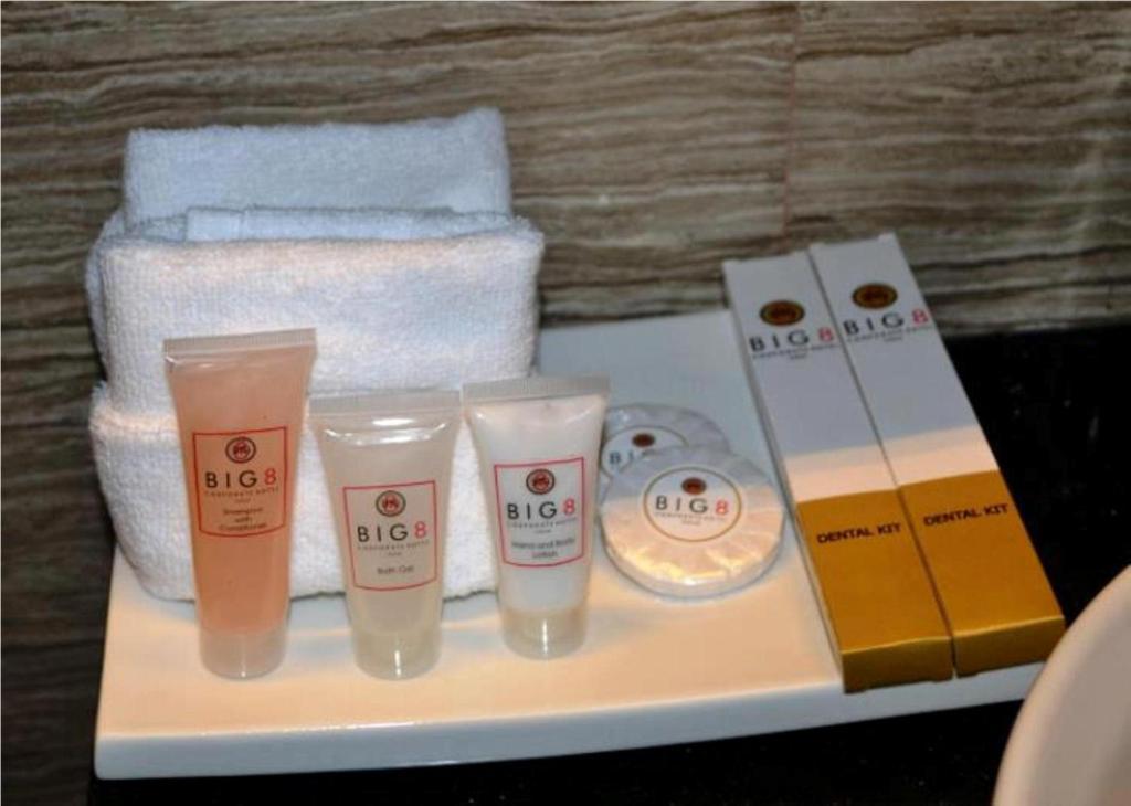 ビッグ 8 コーポレイト ホテル タグム エクステリア 写真